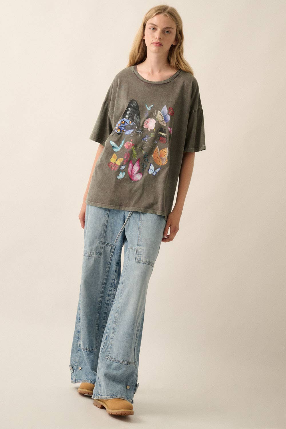 Butterfly Flower Vintage-Wash Oversize Graphic Tee